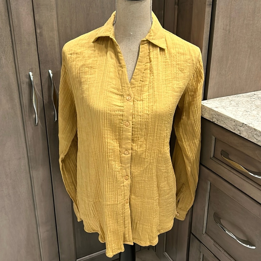NWT KYLA SEO “Kamila” Shirt